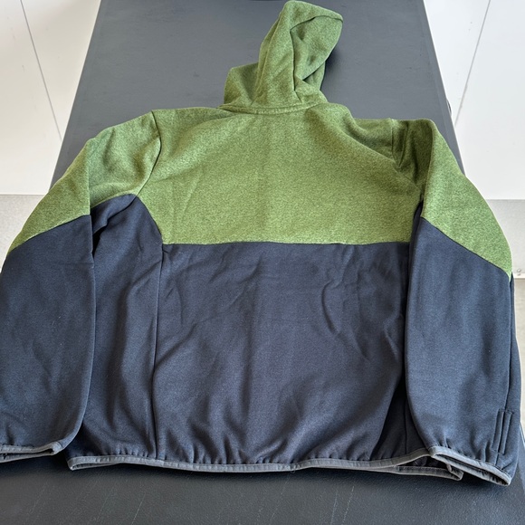 REI Two-Tone Green and Black Jacket - Picture 10 of 12